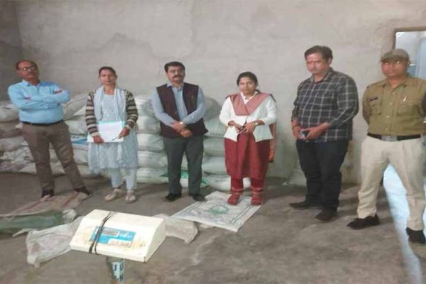 धान के अवैध परिवहन और भंडारण के खिलाफ प्रशासन की लगातार कार्रवाई जारी