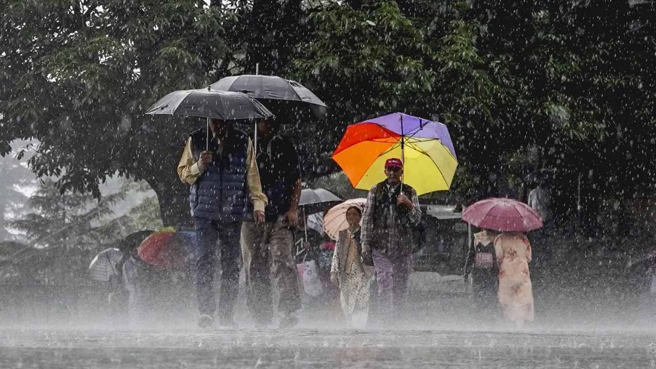 भीषण गर्मी के बीच बदला मौसम, भोपाल समेत 31 जिलों में गरज-चमक के साथ बारिश का अलर्ट